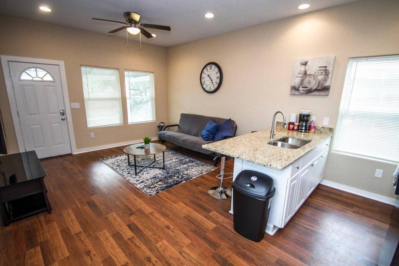 Douglas Way Remodeled House Near Downtown 1Ba/1Ba San Antonio Exteriör bild